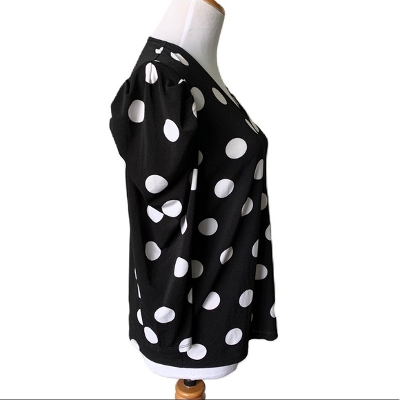 𝅺ADRIANNA PAPELL Black White Puff Sleeve V-Neck Knit Top Size Small NEW - Picture 2 of 8